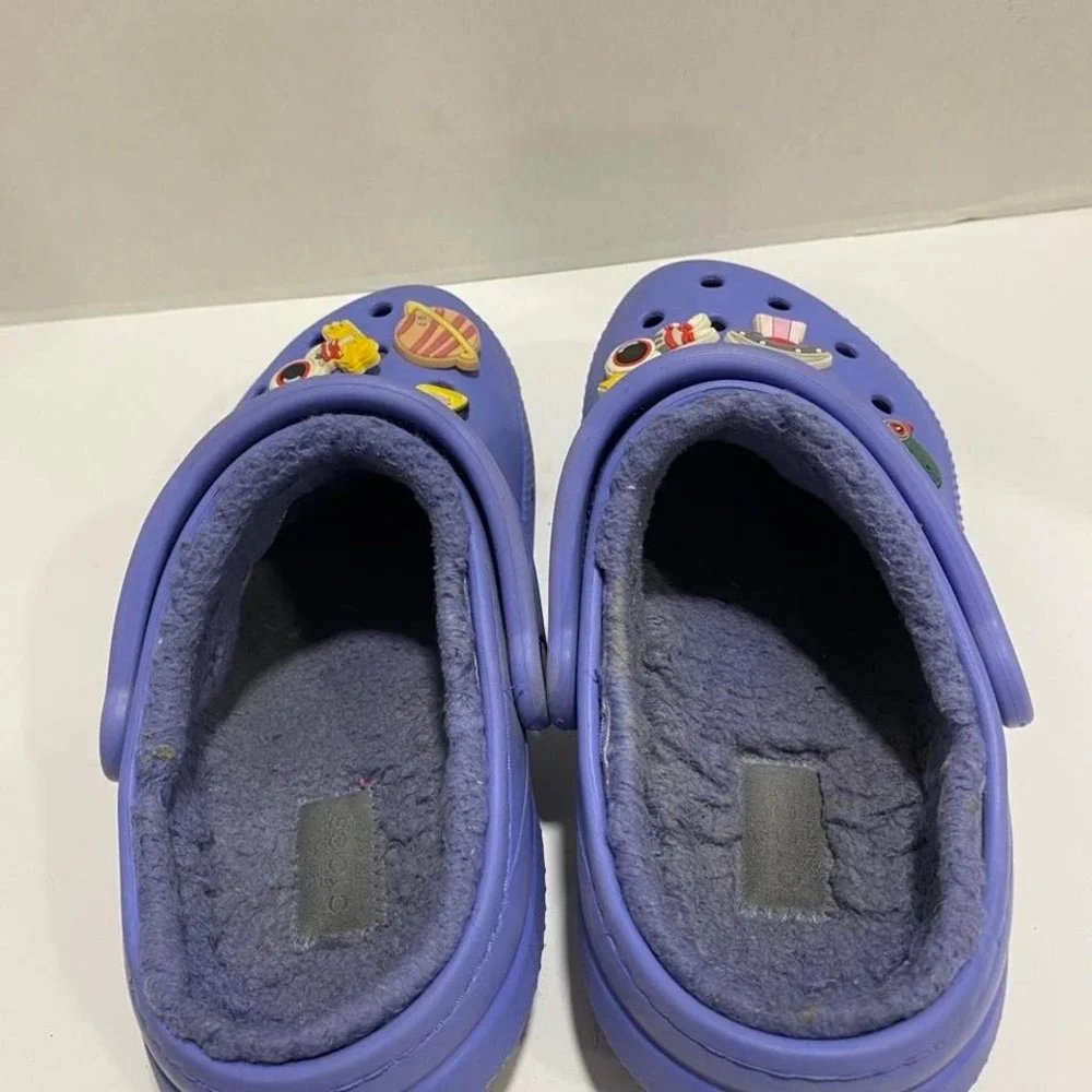 Blue Crocs clogs with 7 space theme charms unisex men 3 women 5. SKU487